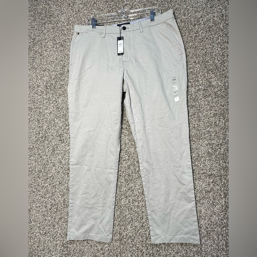 NWT Tommy Hilfiger Men's Comfort Stretch Cotton Chino Pants Size 36Wx30L - Picture 3 of 8